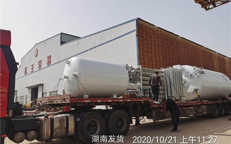 液氮儲罐的吊裝安裝